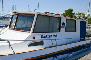 Embarcación Rodman 7,90m personalizada.