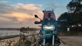 Moto Guzzi V85TT Centenario