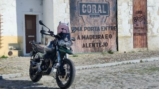 Moto Guzzi V85TT Centenario