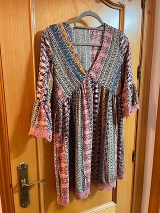 Vestido Vintage Estampado con Encaje