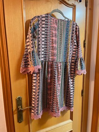 Vestido Vintage Estampado con Encaje