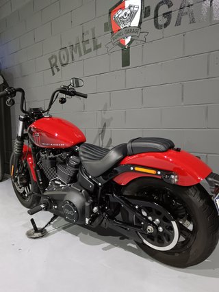 Harley Davidson Street Bob 114