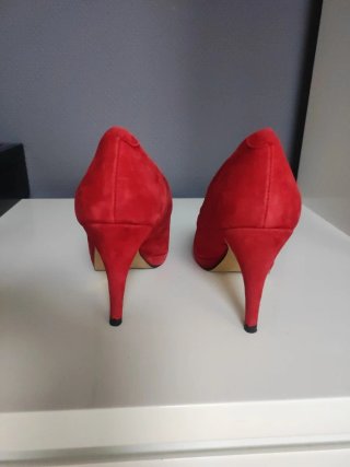 Zapato tacón efecto ante