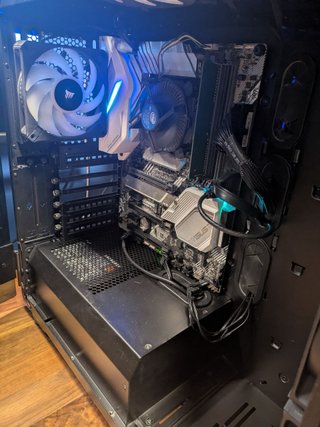 PC ASUS Z490 + Corsair Obsidian 500D RGB SE + Win1