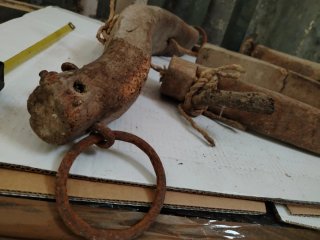 Giogo per bovini in legno antico
