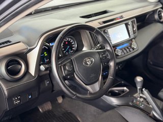 Toyota Rav4 2.5l hybrid 2WD Advance