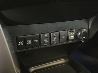 Toyota Rav4 2.5l hybrid 2WD Advance