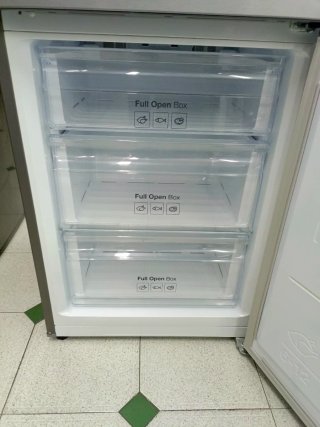 Nevera Samsung plateada 200/60cm A+++ con garantía