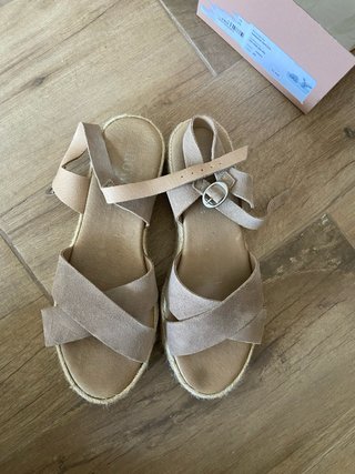 Sandalias Brownie