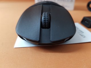 NZXT Lift Elite Ratón 57g 26K DPI Negro