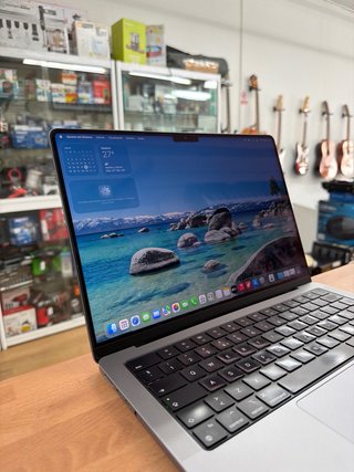 MacBook Pro 14” M1 Pro 16GB RAM 1TB SSD