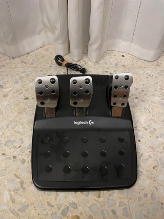 Volante Logitech G29 + Pedales + Palanca