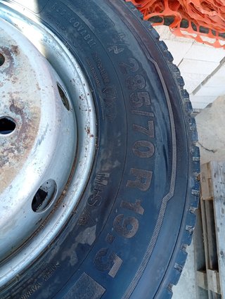 Neumático Camión Continental 285/70 R19.5