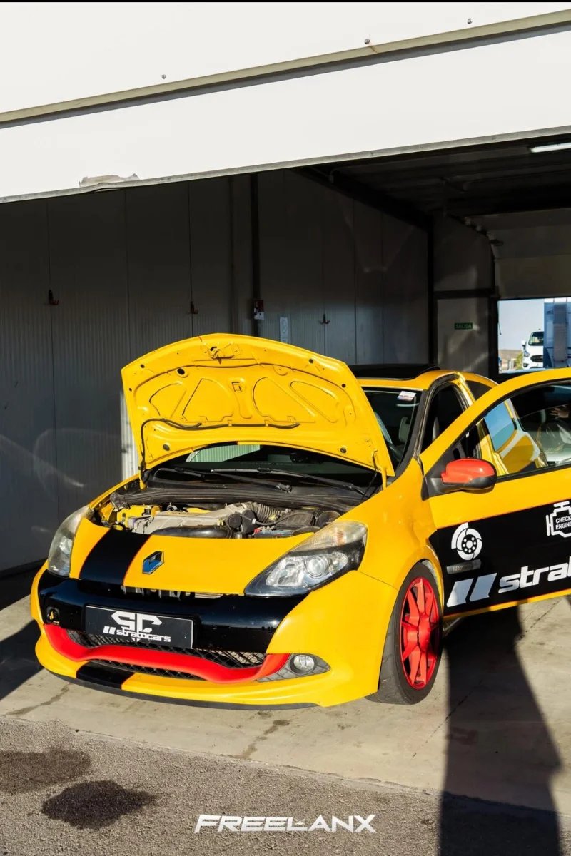 Renault Clio sport 203 homologado - foto 1