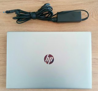 PORTATIL HP 15 ́6" - i5 8a Gen. 8GB - SSD 1TB