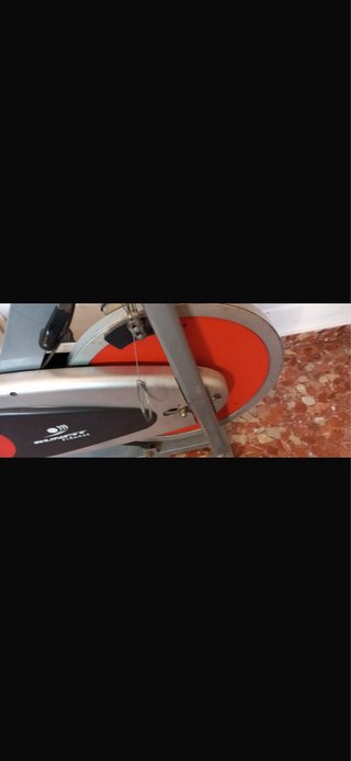 Bicicleta de Spinning Gris y Roja