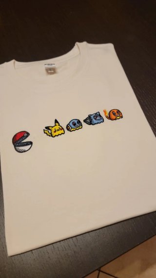 T-shirt Pacman Pokemon cotone 100% panna ricamo
