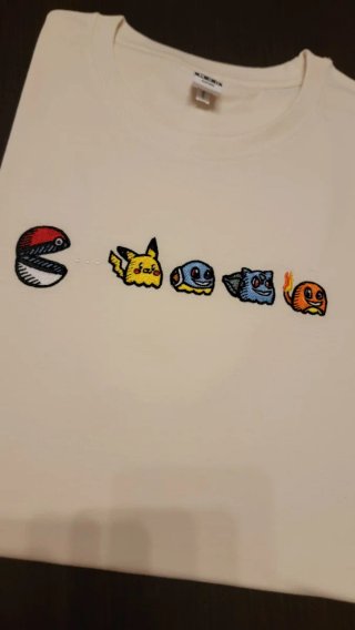 T-shirt Pacman Pokemon cotone 100% panna ricamo