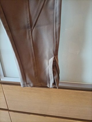 Pantalones beige mujer Apriori