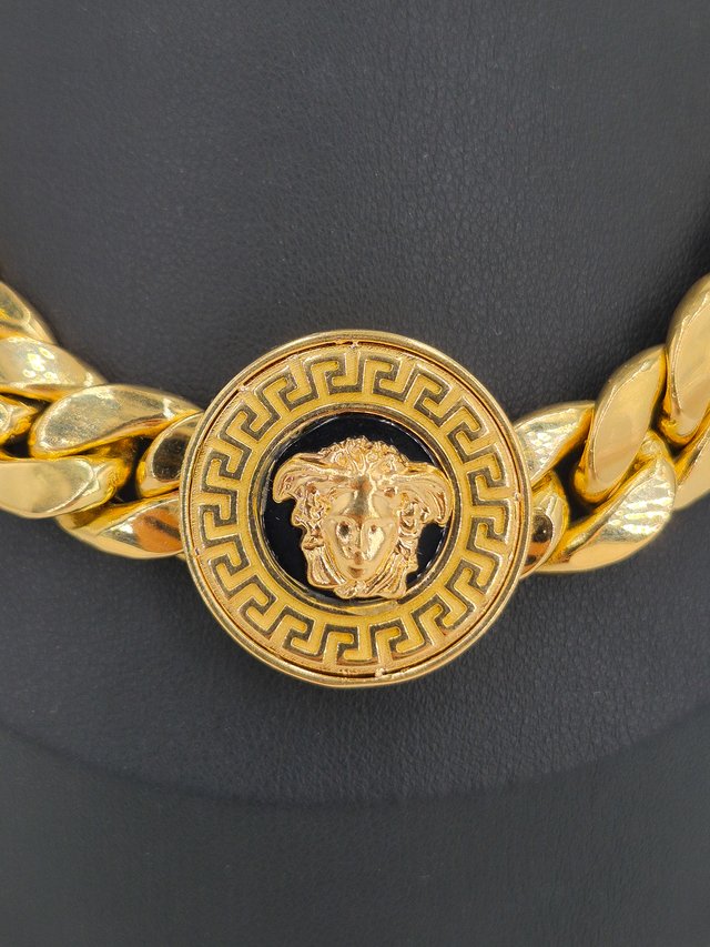 049-02-00337 Collar tipo Versace Oro 18K Medusa