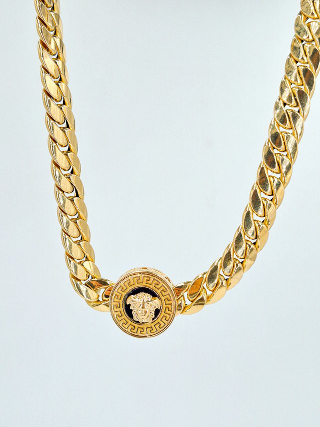 049-02-00337 Collar tipo Versace Oro 18K Medusa