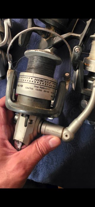 Carretes de pesca varios