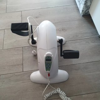 Bicicleta estática motorizada