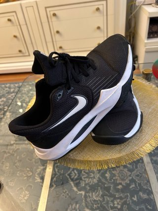 Zapatillas Nike Hombre Negras y Blancas