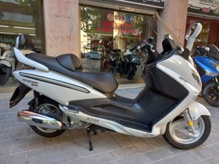 SYM GTS 125 EVO