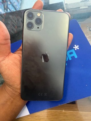 iPhone 11 Pro Max 64GB Space Gray