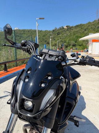 Yamaha MT-07 2023 Negra