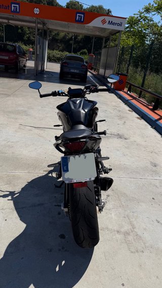 Yamaha MT-07 2023 Negra