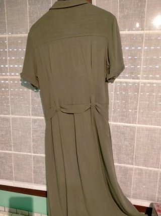 Vestido verde con botones