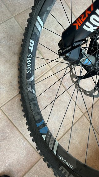 Bicicleta Eléctrica Montaña BULLS talla M