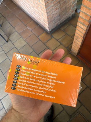 Baliza V16 SOS ROAD CONNECTED