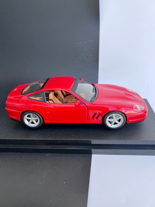 Ferrari 575 MM 1/18 Hot Wheels