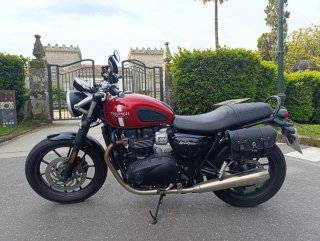 Triumph Street Twin 900