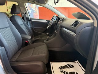 Volkswagen Golf 1.6 TDI 2010 5490€!!