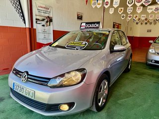 Volkswagen Golf 1.6 TDI 2010 5490€!!