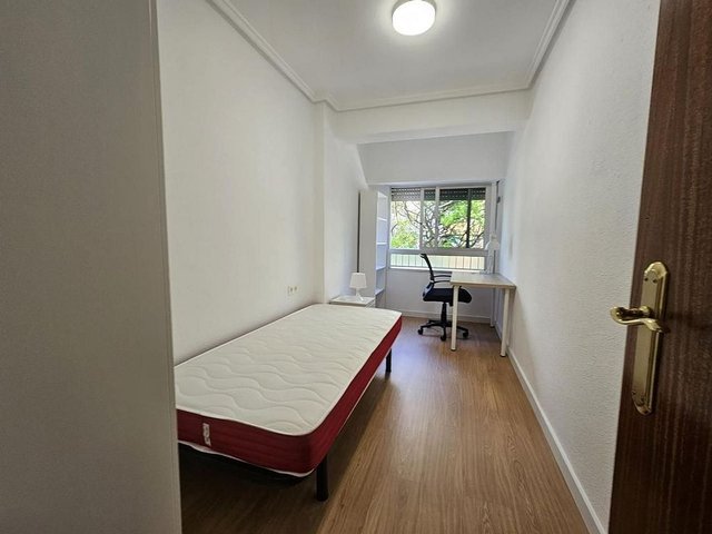 Piso en alquiler en Ciutat Jardí en Valencia - Imagen 15