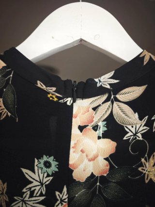 Mono corto Bershka flores