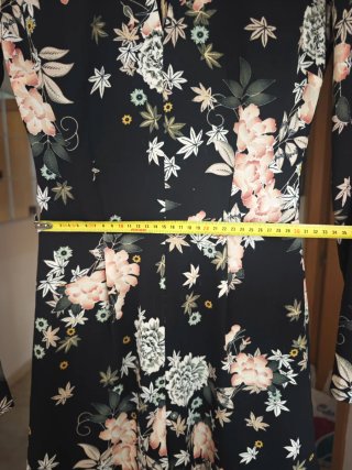 Mono corto Bershka flores