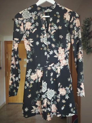 Mono corto Bershka flores