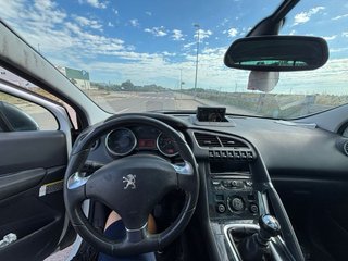 Peugeot 3008 2015