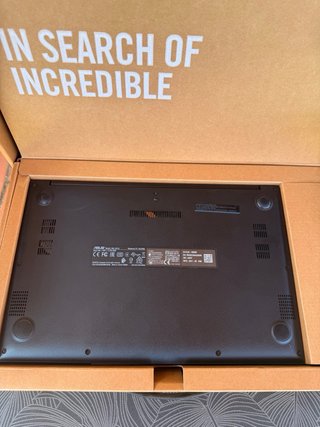 Portátil ASUS VivoBook 14