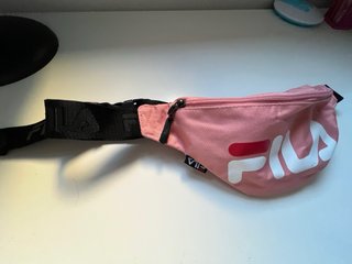 Riñonera Fila rosa con logo