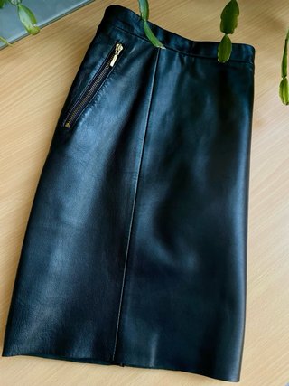 Falda Mango Piel Negra Talla 42