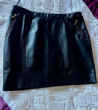 Falda Mango Piel Negra Talla 42