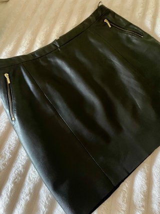 Falda Mango Piel Negra Talla 42