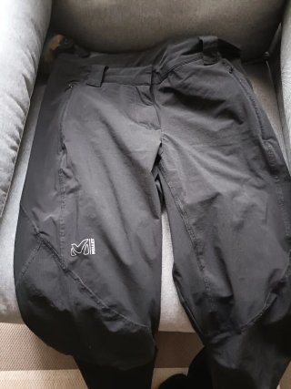 Pantaloncini da escursionismo Millet neri